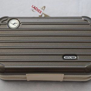 RIMOWA Lufthansa Airline First Class Amenity Kit Ladies Travel Bag Hard Case